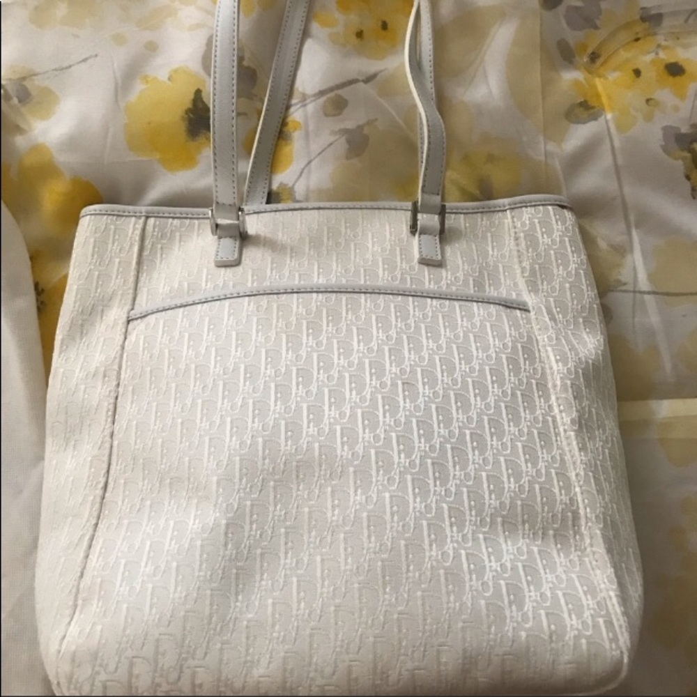 Christian Dior vintage it has a small stain on top